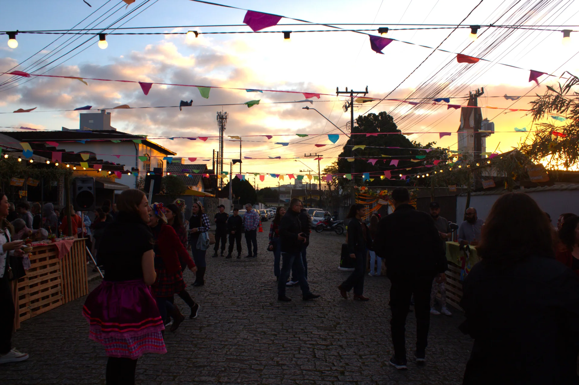 Festa da Colheita: Fé, Alegria e Comunhão para Toda a Família